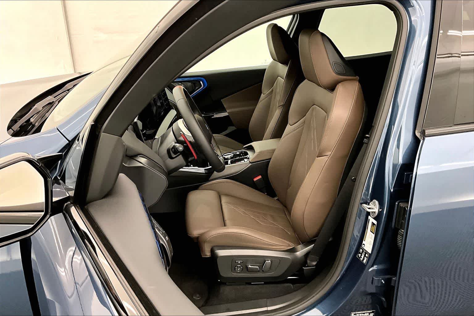 Thumbnail: 2025 BMW X3 - 11