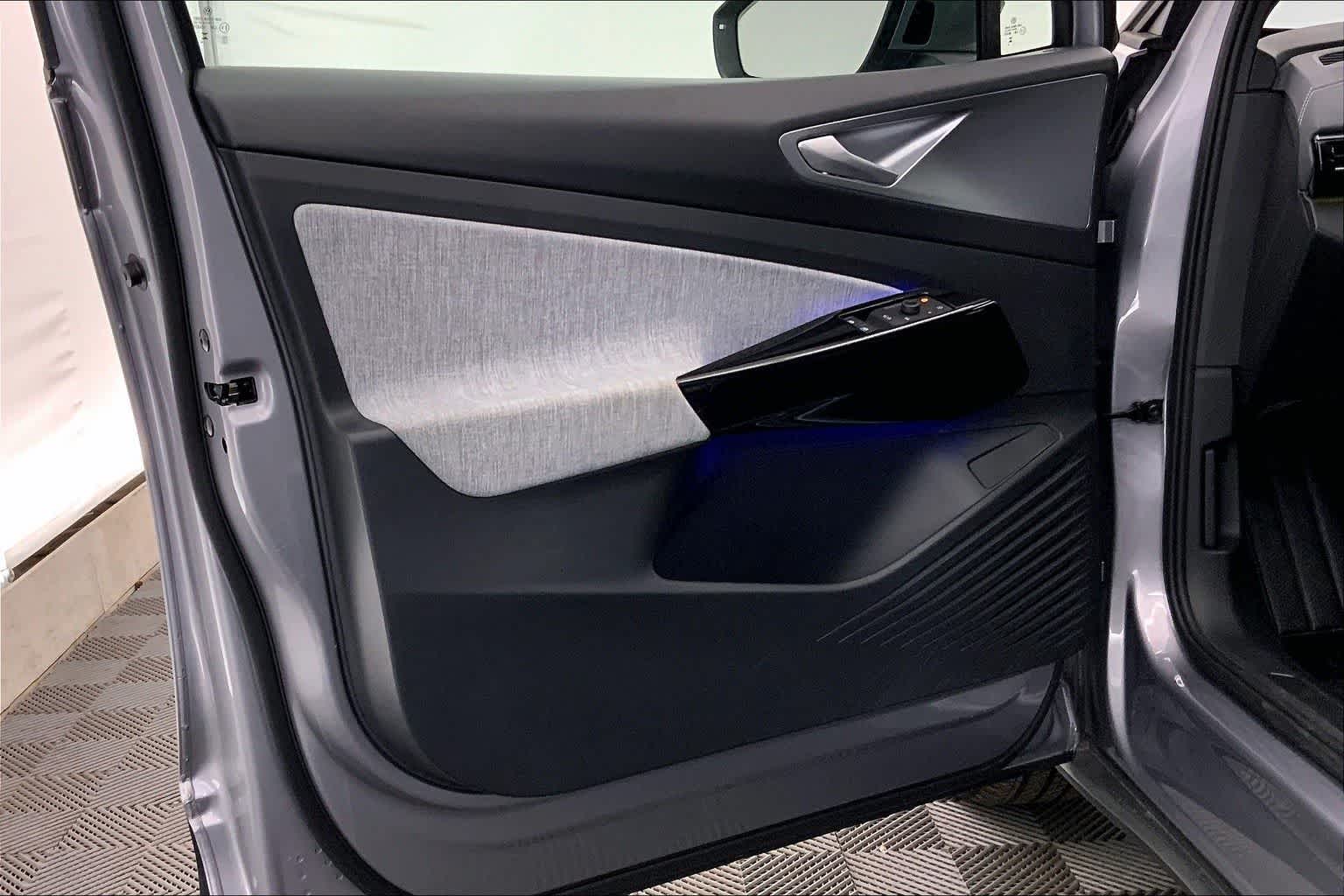 Thumbnail: 2023 Volkswagen ID.4 - 27