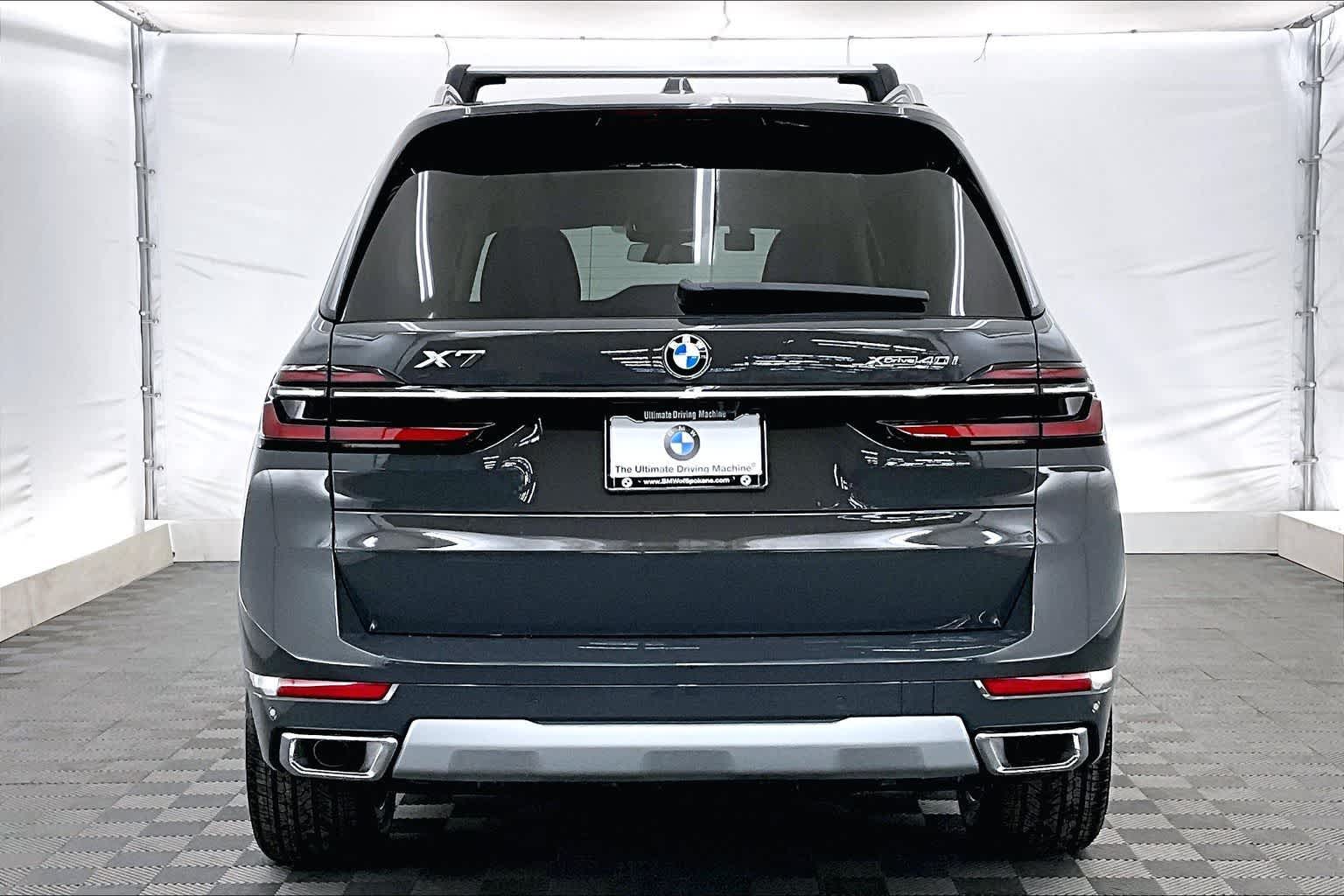 Thumbnail: 2026 BMW X7 - 5