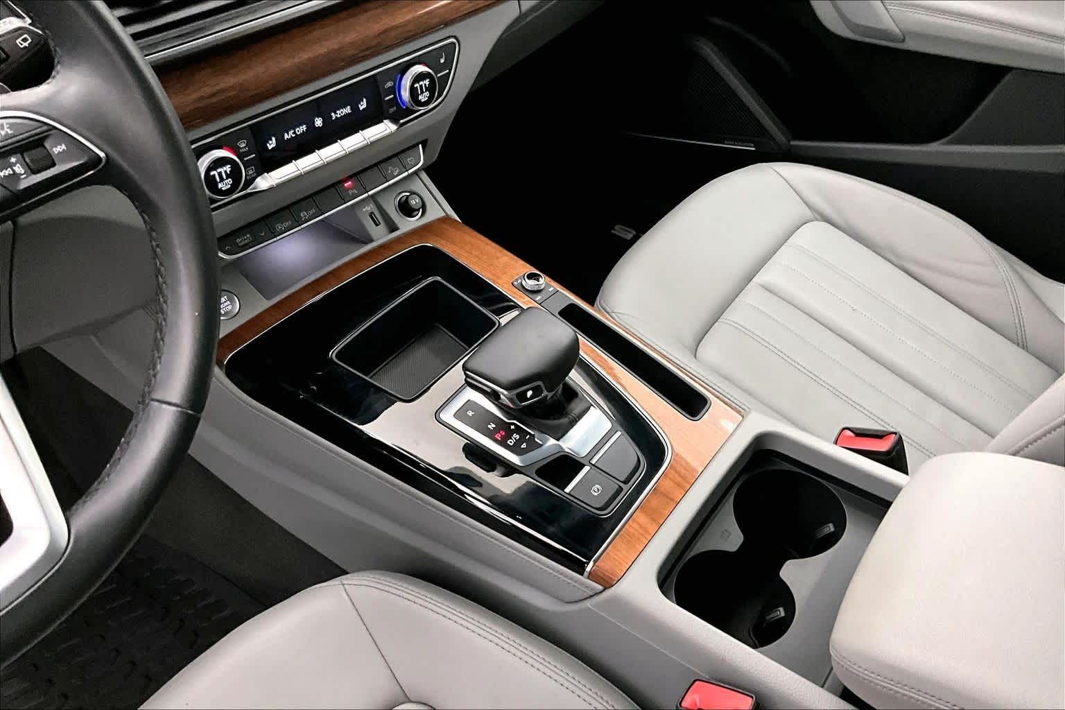 Thumbnail: 2023 Audi Q5 - 16