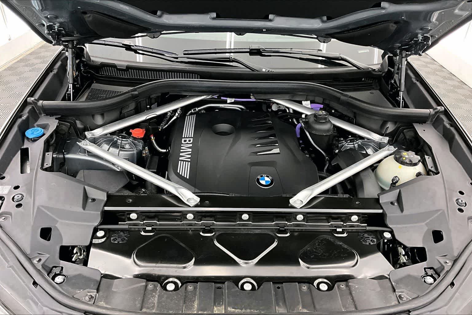 Thumbnail: 2025 BMW X5 - 9