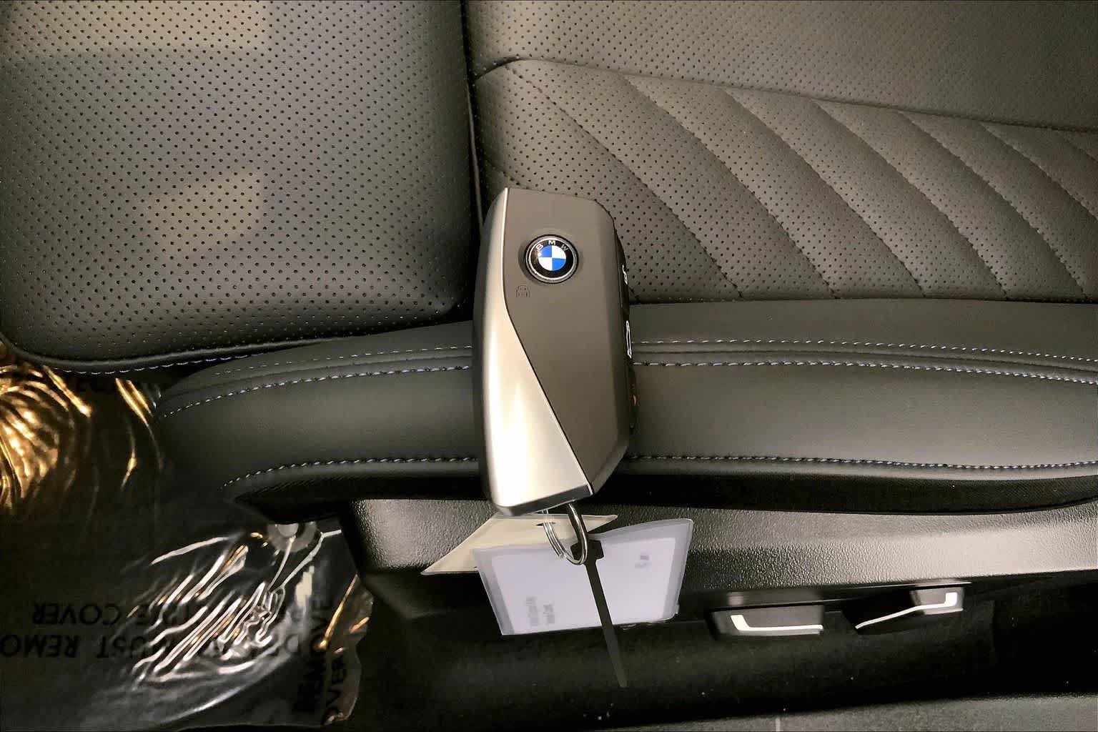 Thumbnail: 2026 BMW X3 - 20