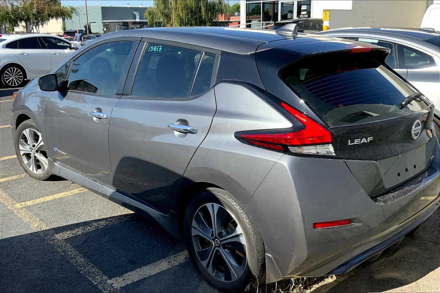 Thumbnail: 2019 Nissan Leaf - 4