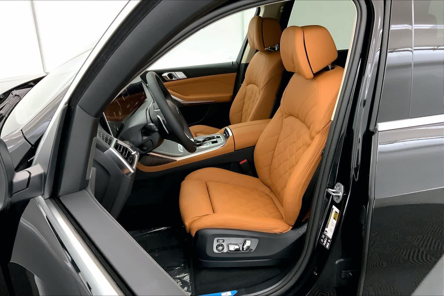 Thumbnail: 2026 BMW X7 - 11