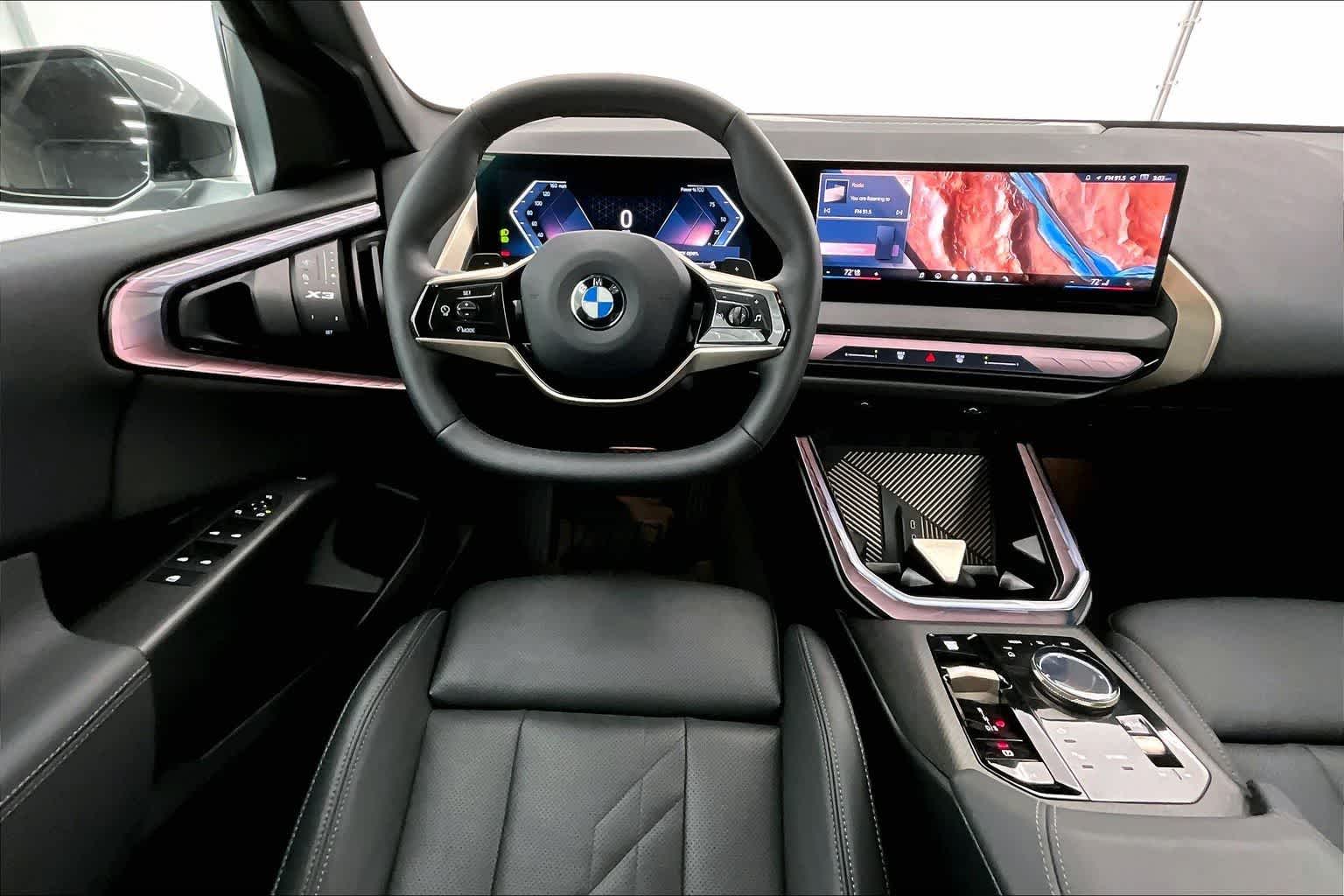 Thumbnail: 2025 BMW X3 - 14