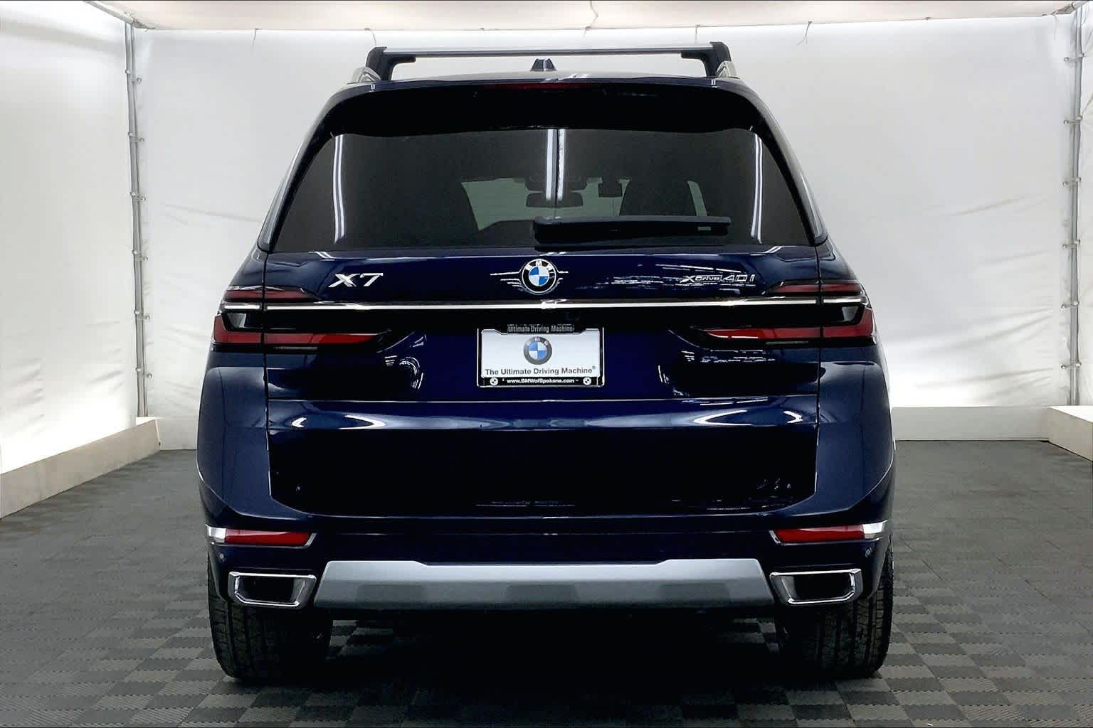 Thumbnail: 2026 BMW X7 - 5