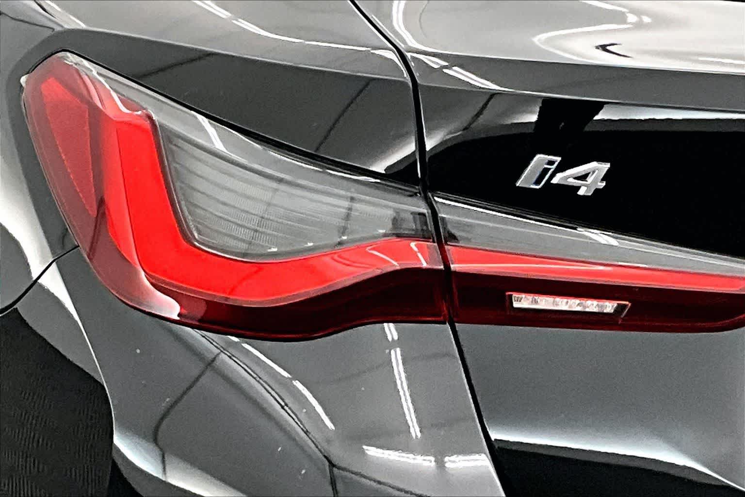 Thumbnail: 2025 BMW i4 - 32