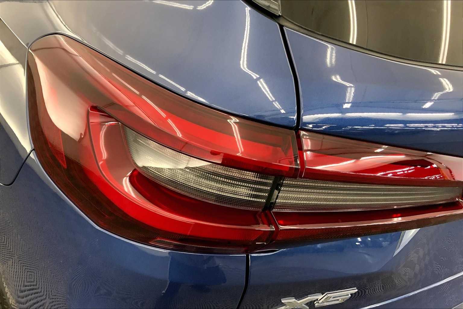 Thumbnail: 2023 BMW X5 - 32