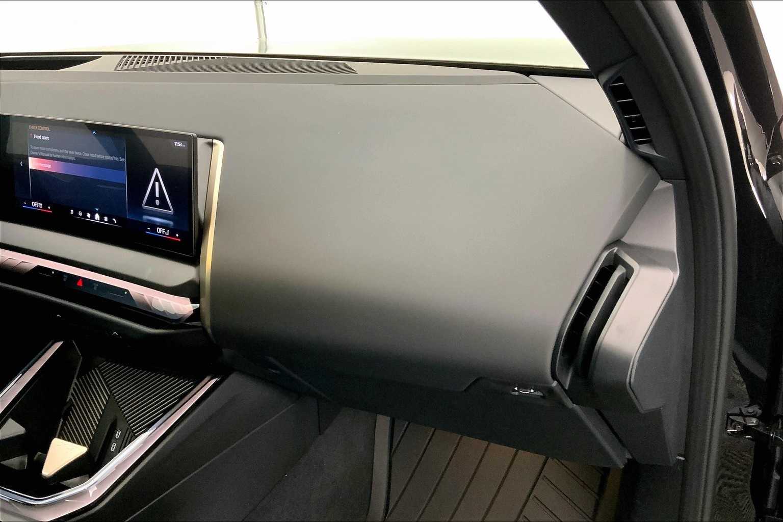 Thumbnail: 2025 BMW X3 - 23