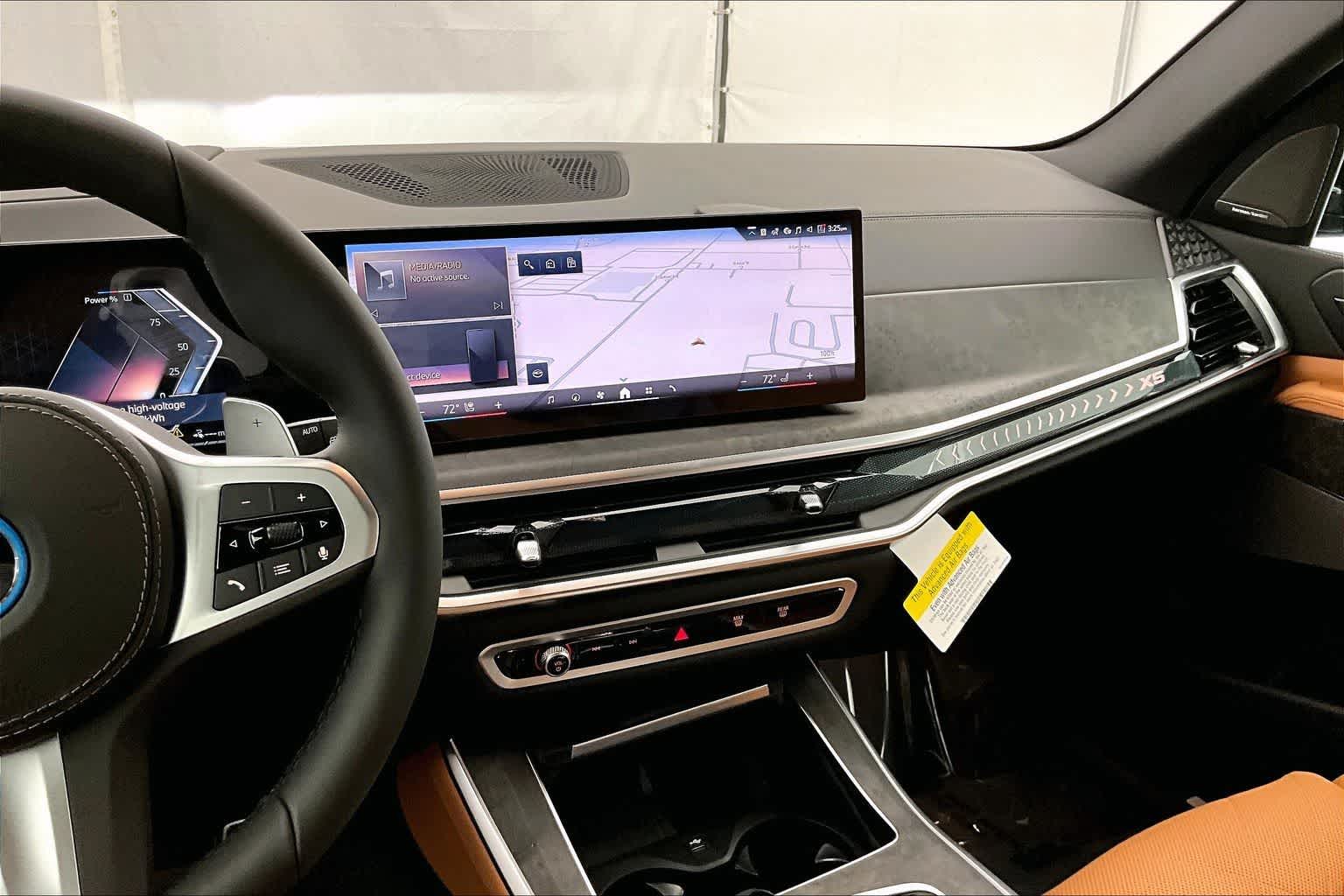 Thumbnail: 2026 BMW X5 - 16