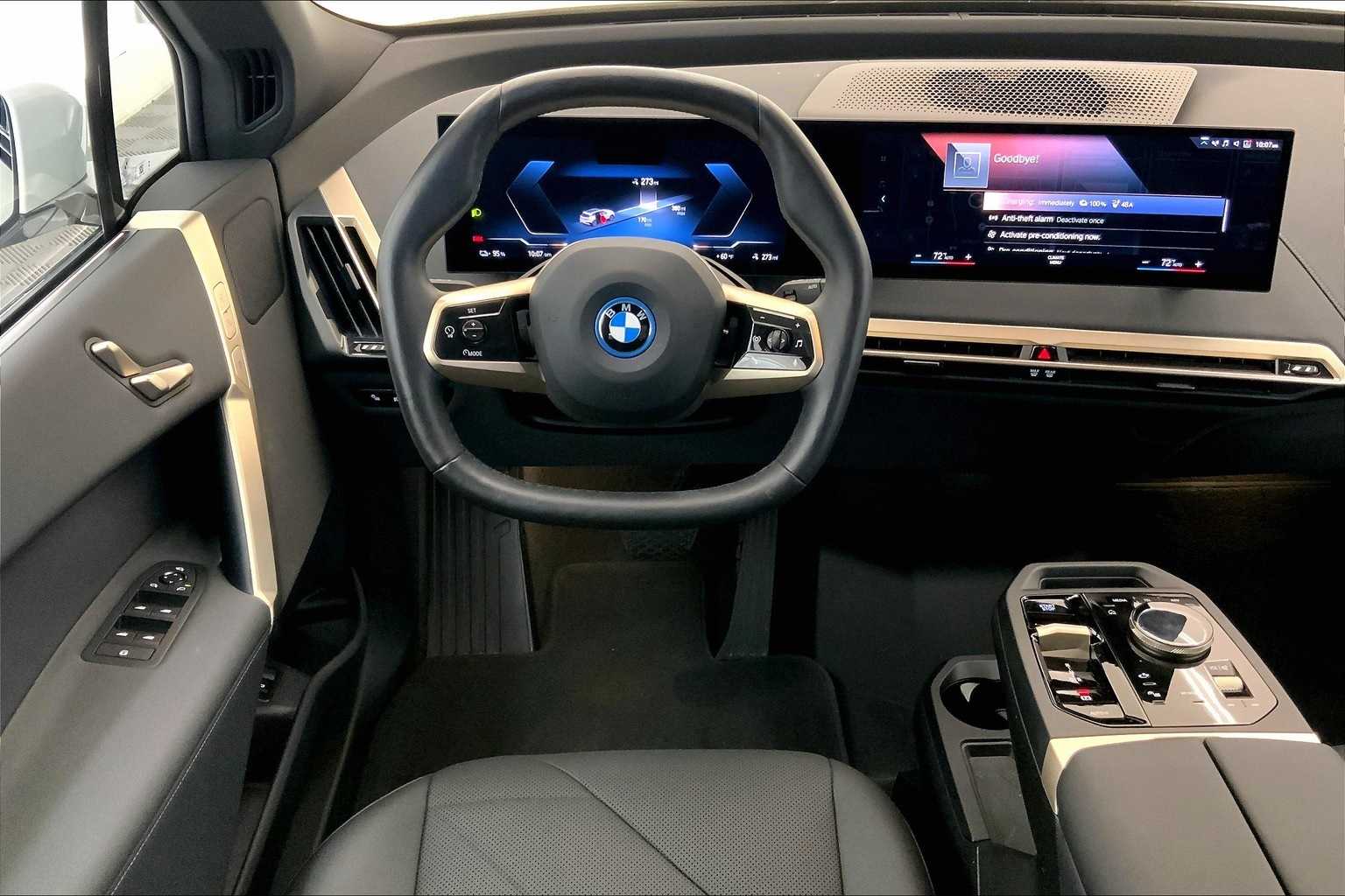 Thumbnail: 2023 BMW iX - 14