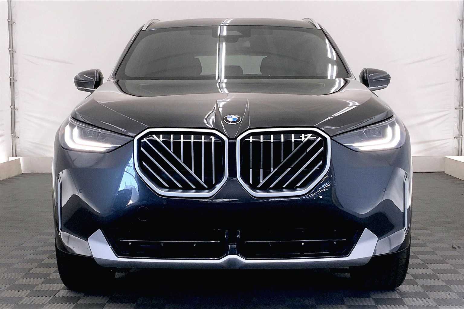Thumbnail: 2025 BMW X3 - 6