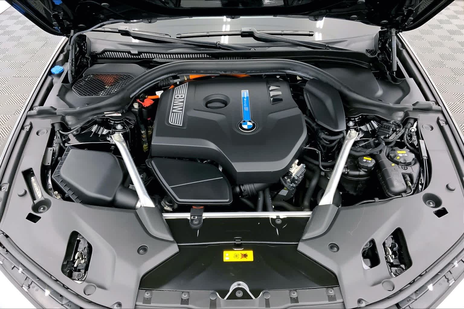 Thumbnail: 2018 BMW 5 Series - 9