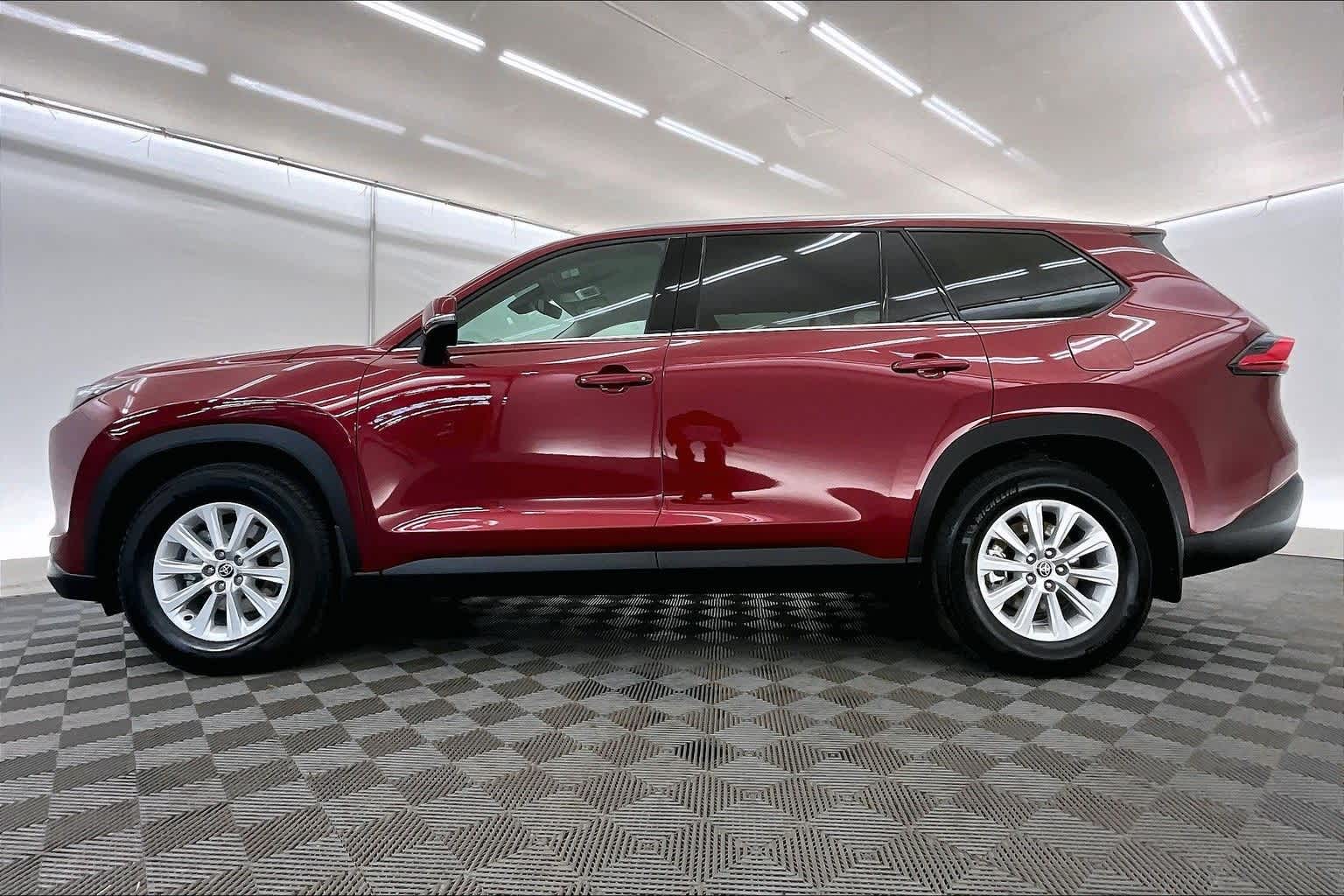 Thumbnail: 2024 Toyota Grand Highlander - 3