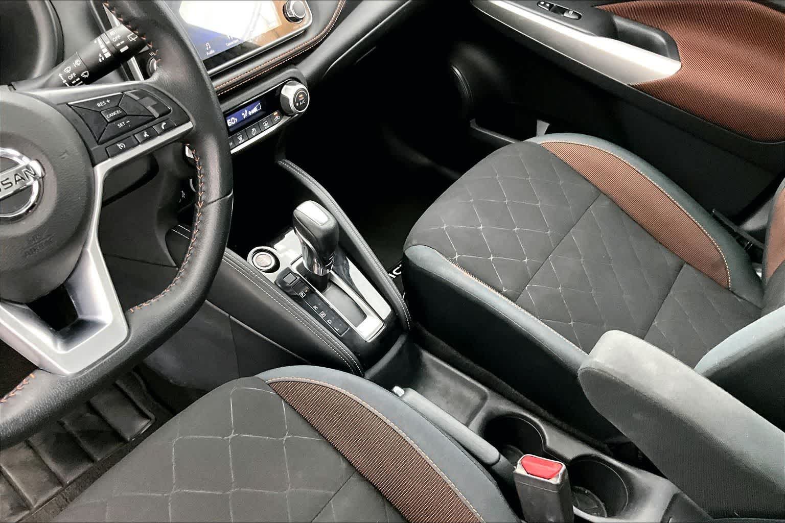 Thumbnail: 2019 Nissan Kicks - 16