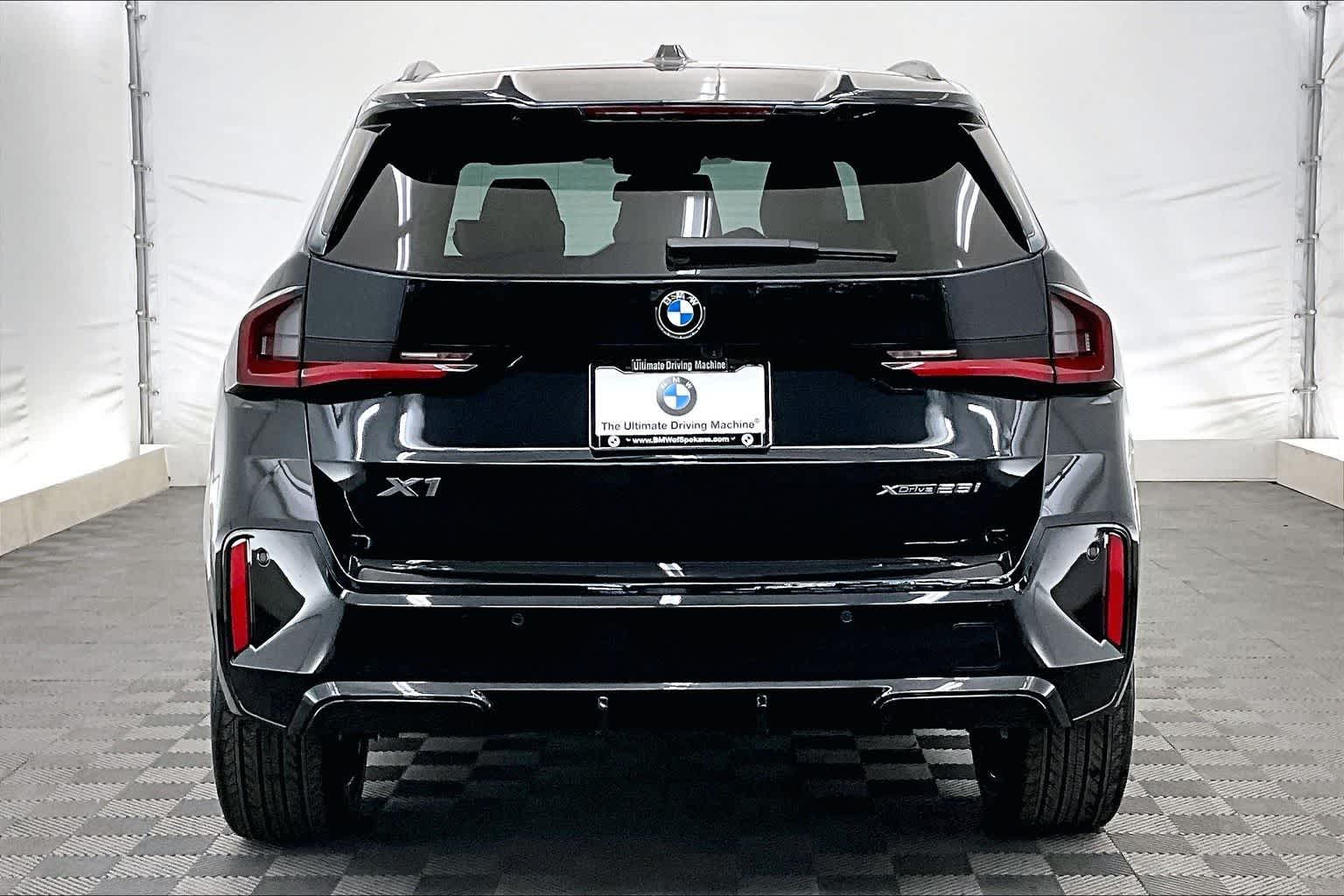 Thumbnail: 2026 BMW X1 - 5