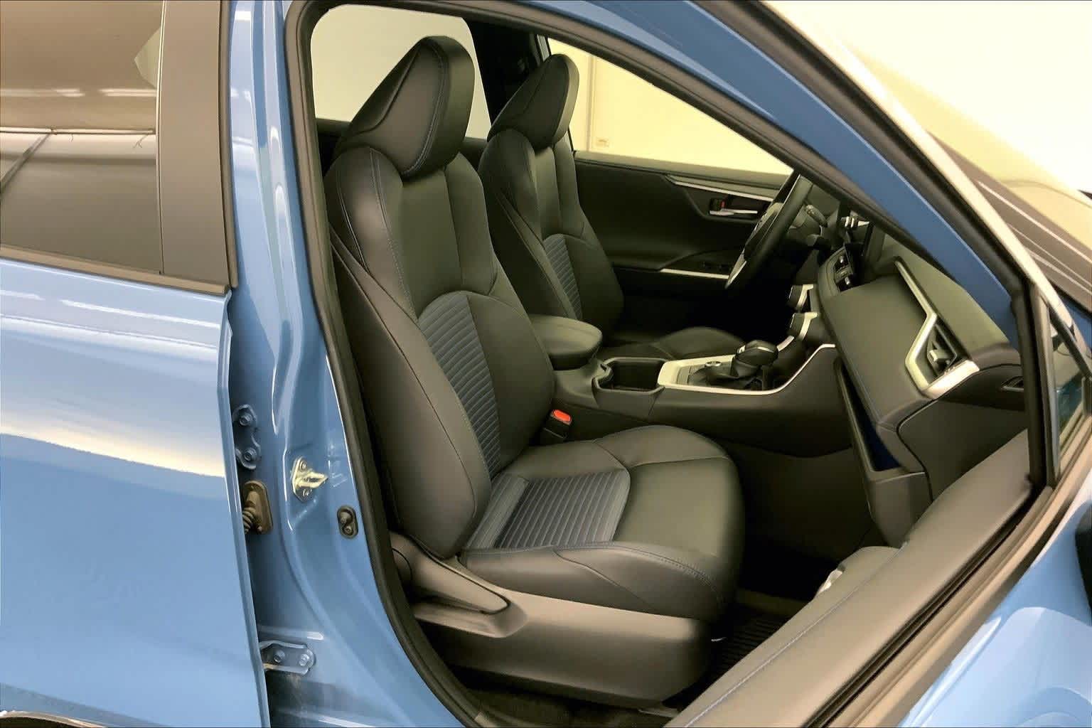 Thumbnail: 2024 Toyota RAV4 - 13