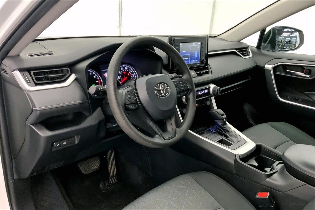 Used 2021 Toyota RAV4 XLE SUV