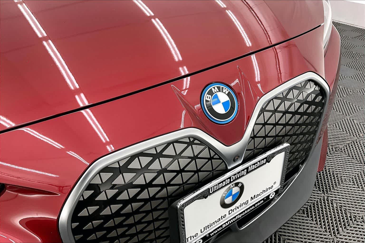 Thumbnail: 2025 BMW i4 - 33