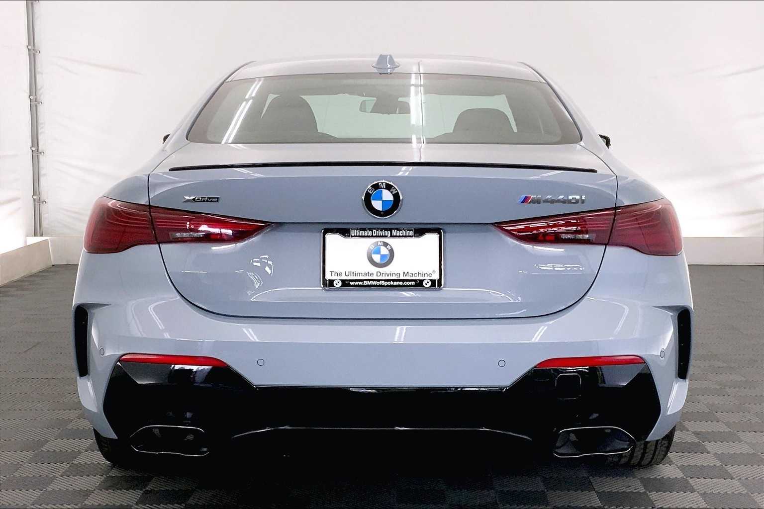 Thumbnail: 2026 BMW 4 Series - 5