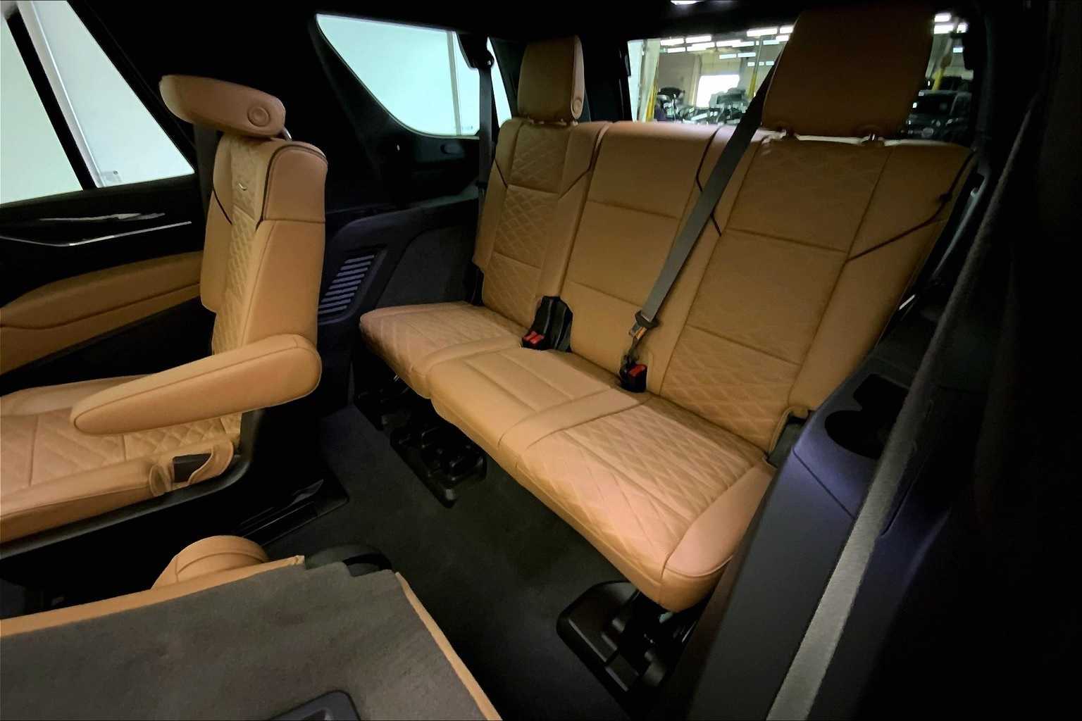 Thumbnail: 2021 Cadillac Escalade - 29