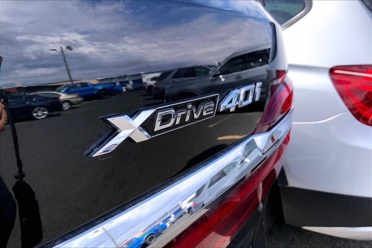 Thumbnail: 2022 BMW X7 - 7