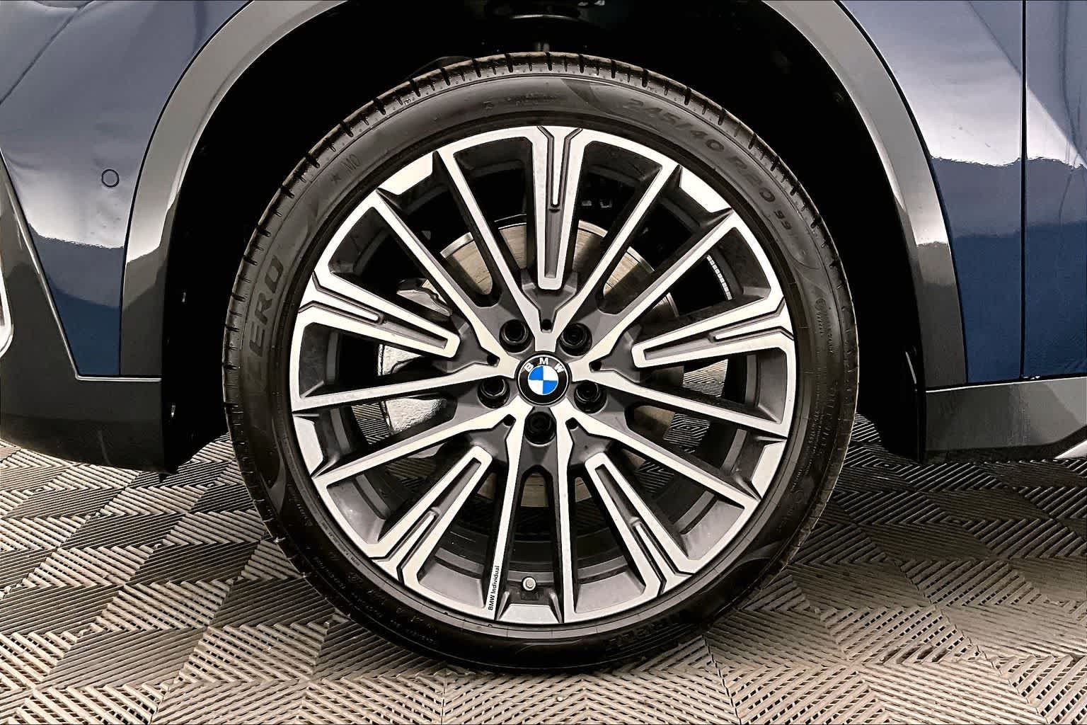 Thumbnail: 2026 BMW X1 - 8