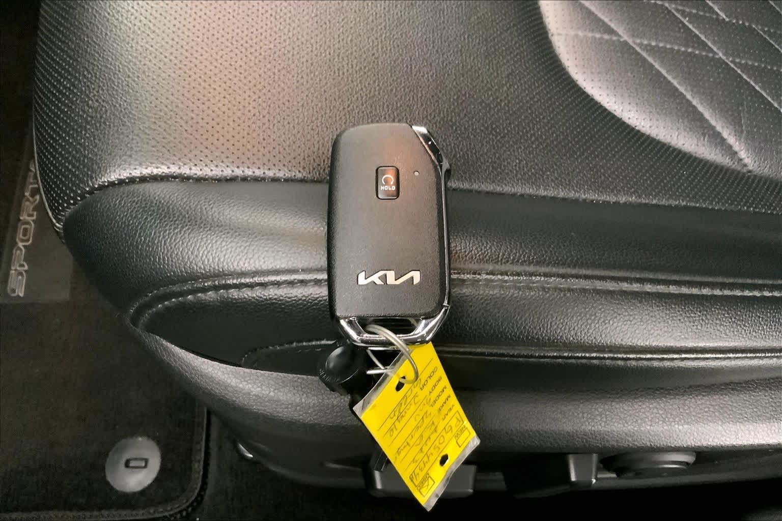 Thumbnail: 2023 Kia Sportage - 19