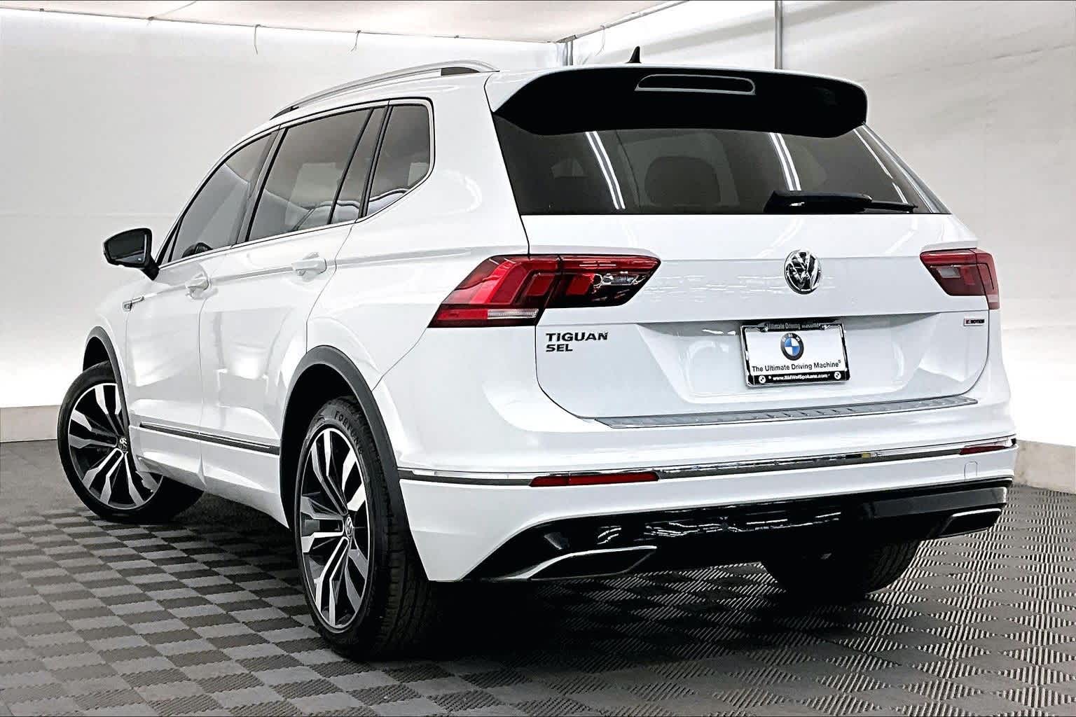 Thumbnail: 2020 Volkswagen Tiguan - 4