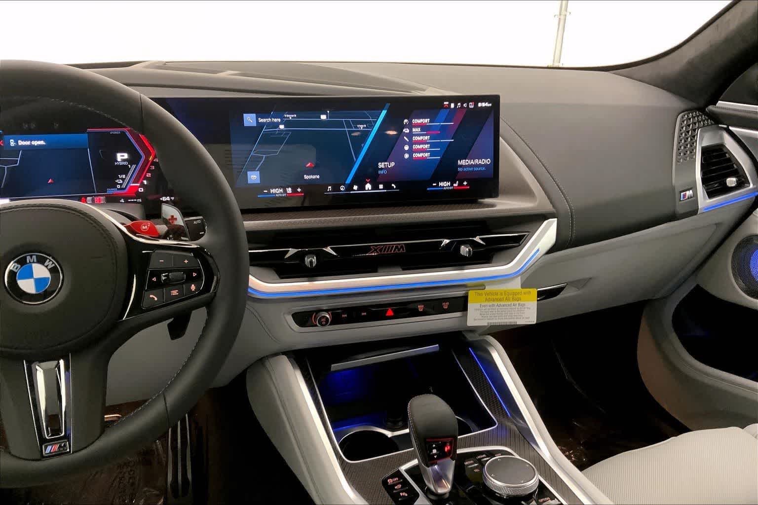 Thumbnail: 2026 BMW XM - 16