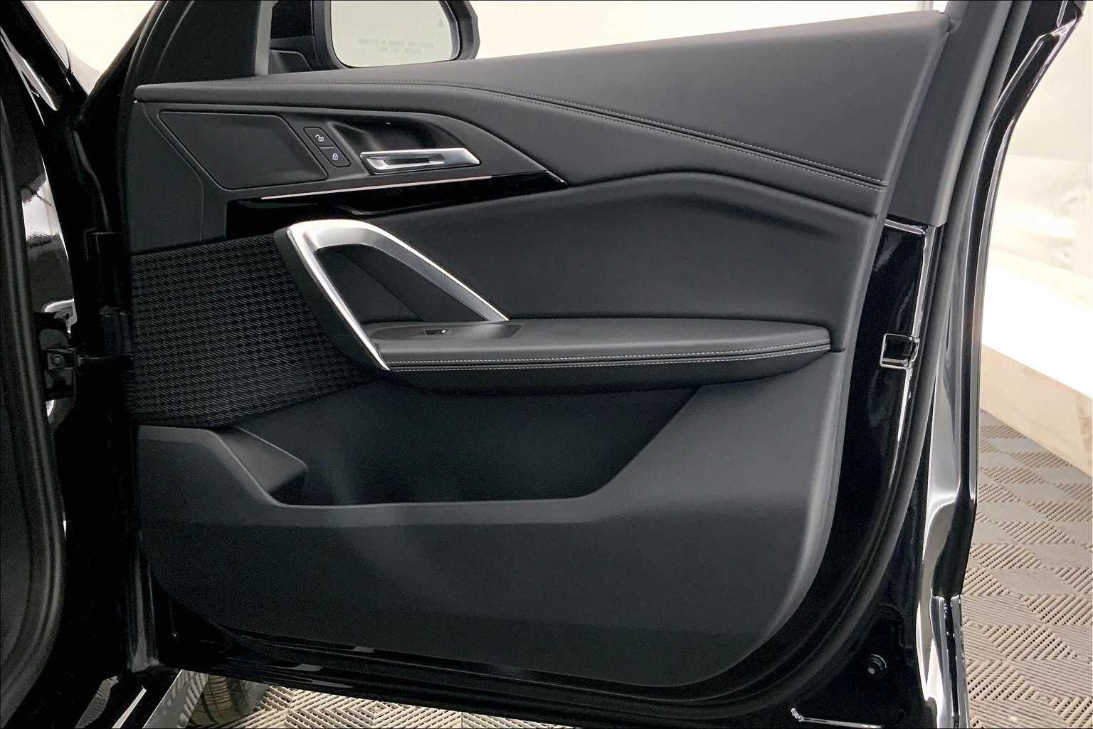 Thumbnail: 2025 BMW X1 - 28