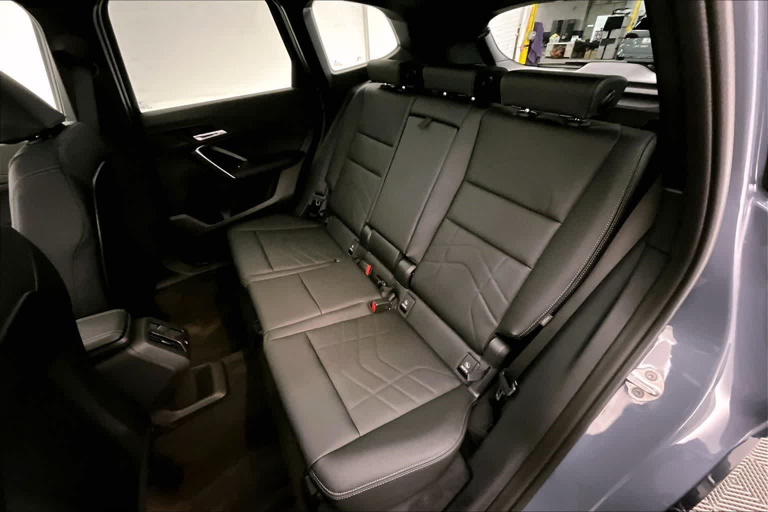 Thumbnail: 2026 BMW X1 - 13