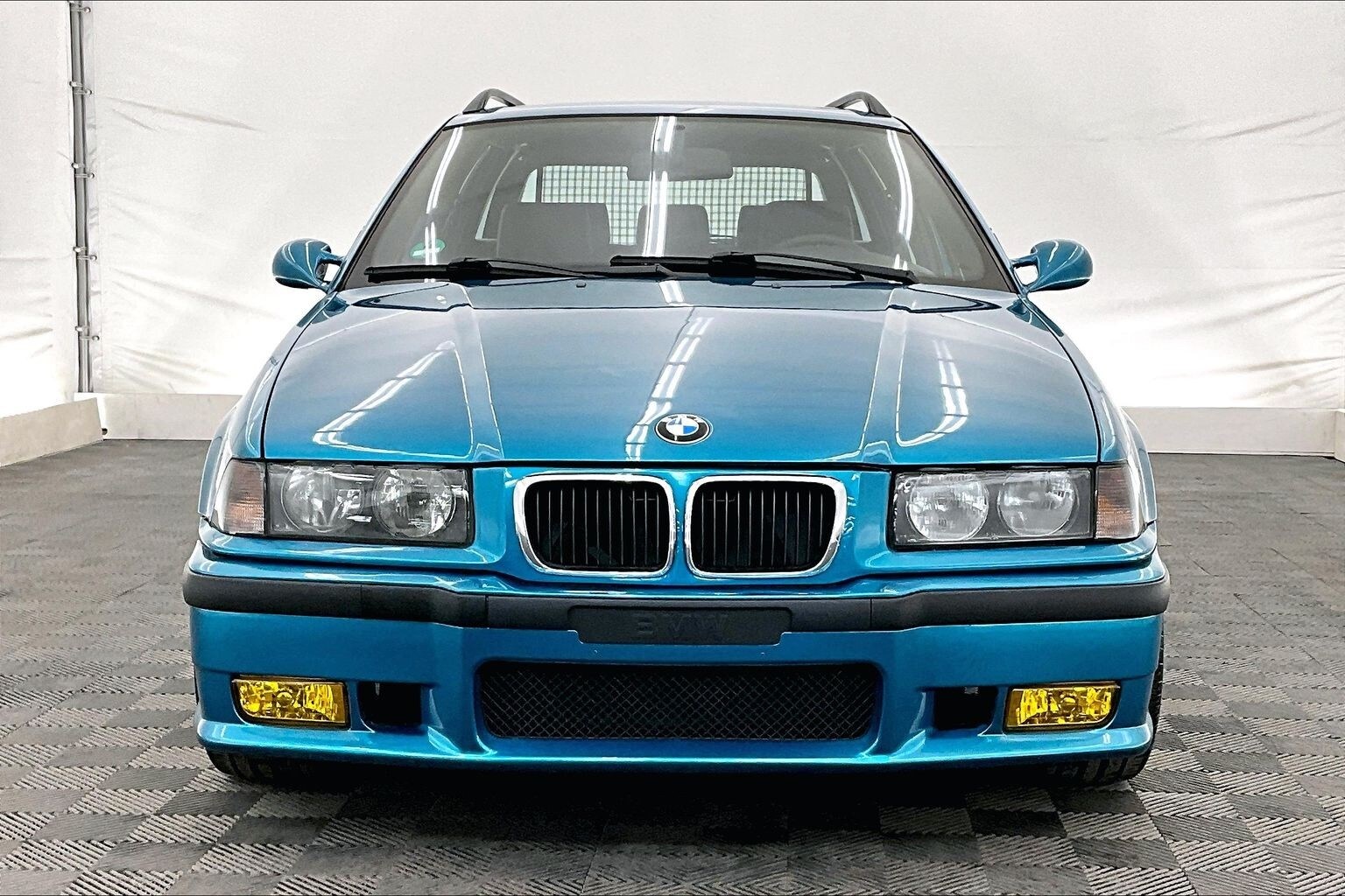 Thumbnail: 1998 BMW 3 Series - 6