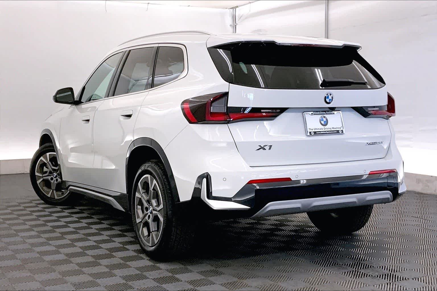 Thumbnail: 2025 BMW X1 - 4