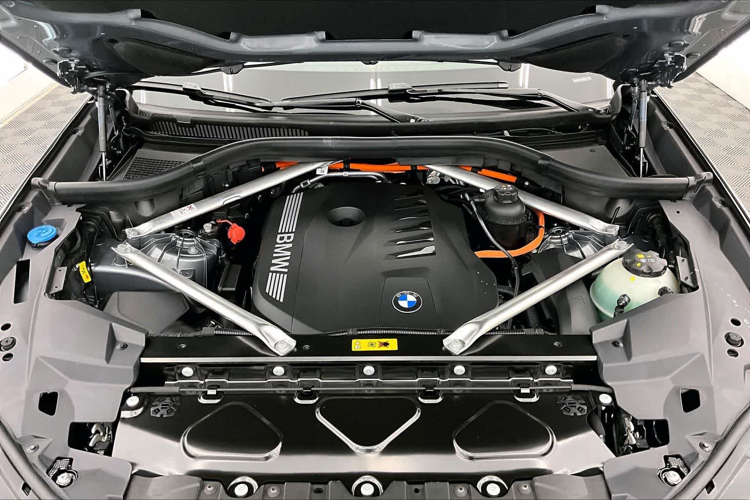 Thumbnail: 2026 BMW X5 - 9