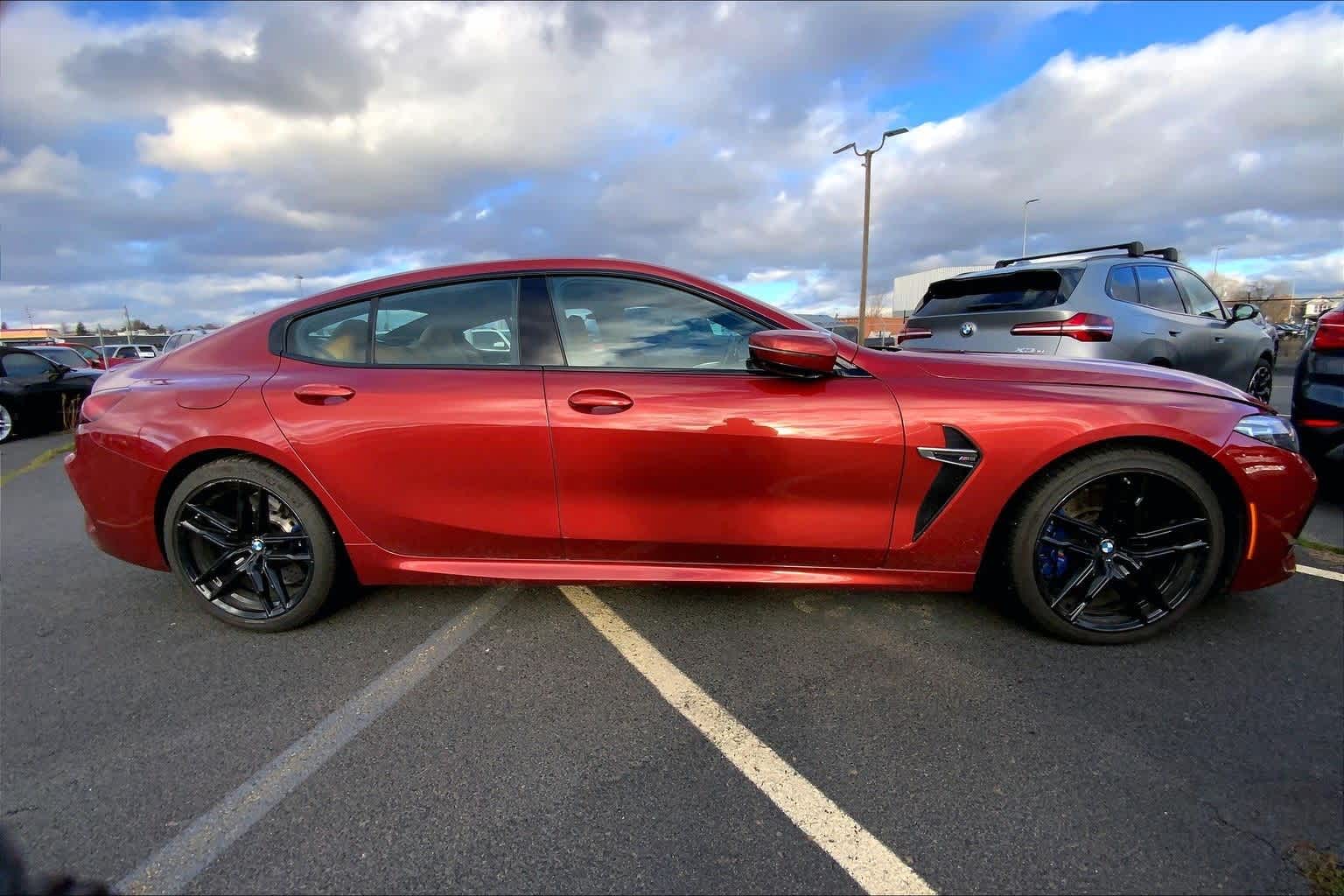 Thumbnail: 2021 BMW M8 - 9