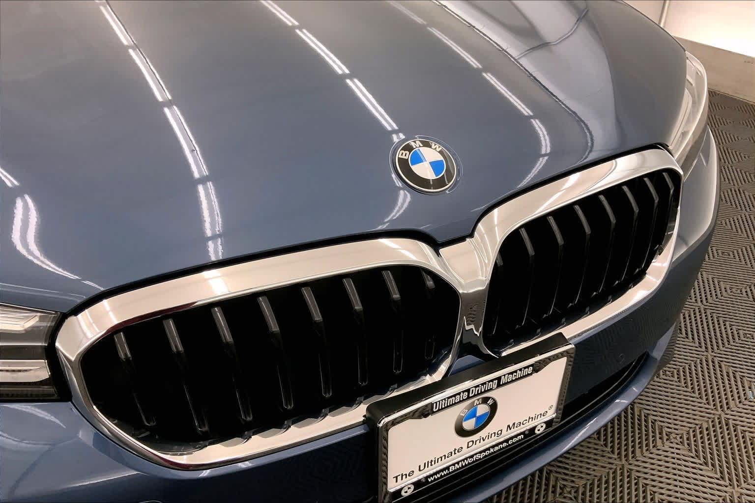 Thumbnail: 2023 BMW 5 Series - 33