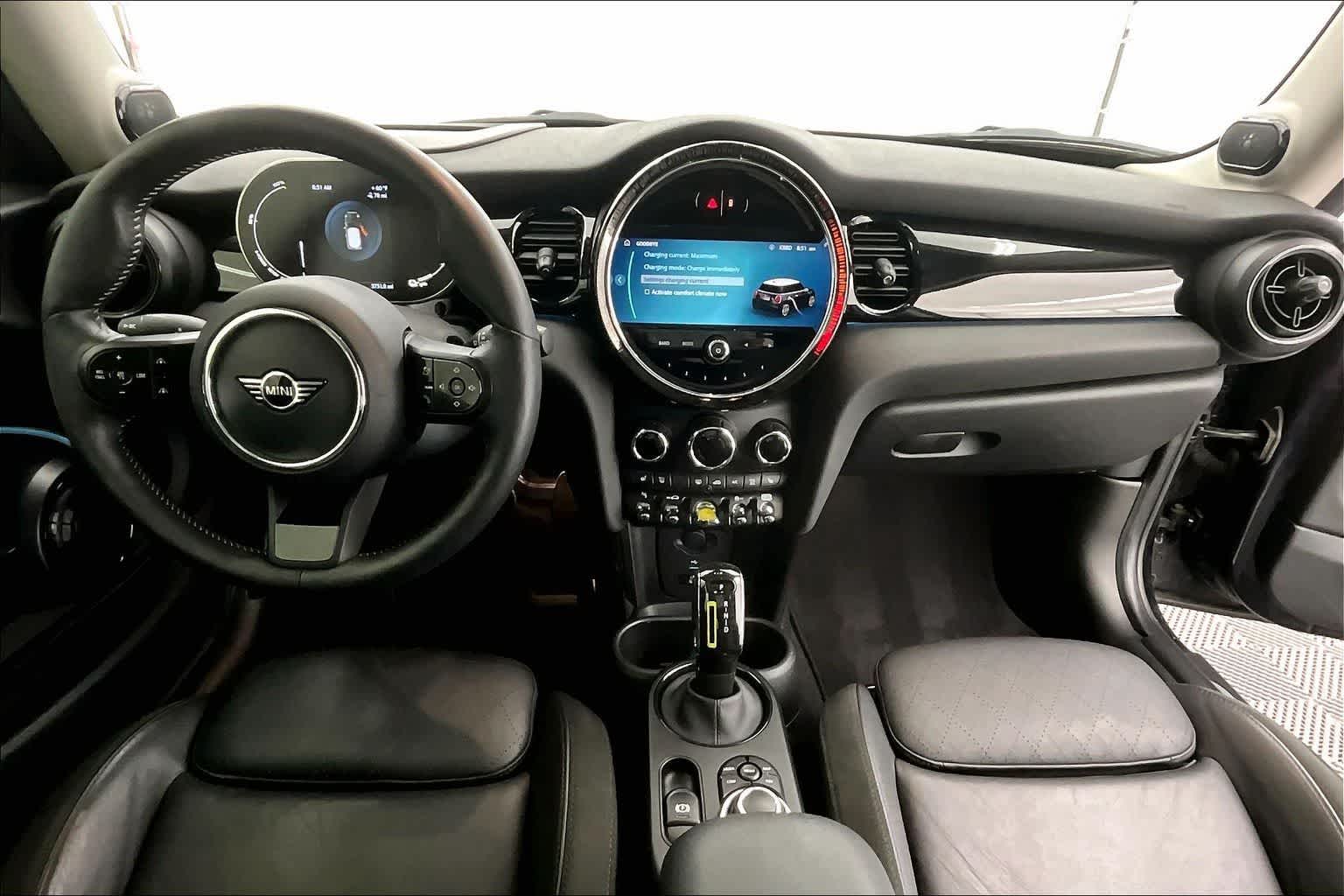 Thumbnail: 2024 MINI Cooper Hardtop - 10