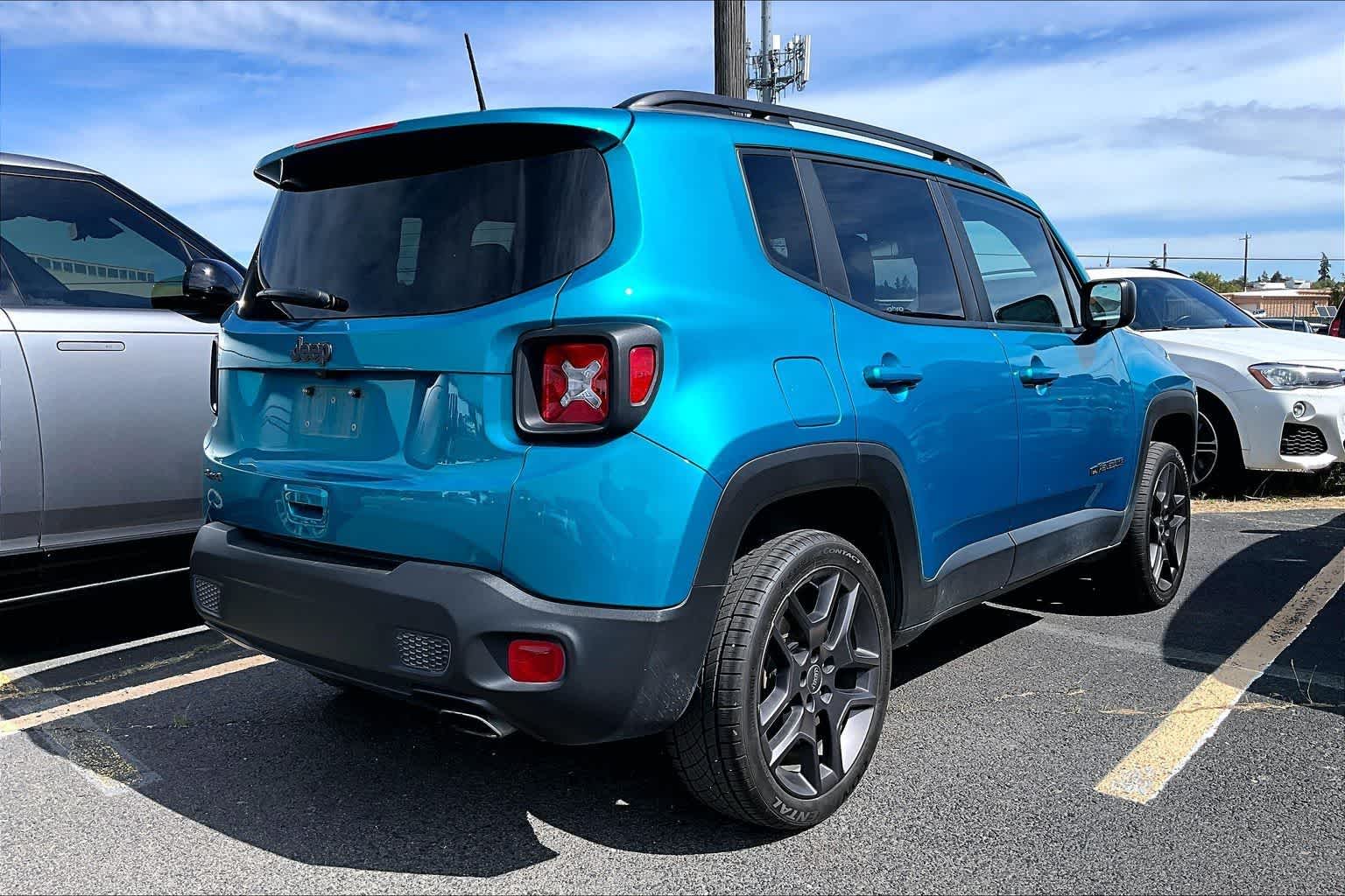 Thumbnail: 2021 Jeep Renegade - 19