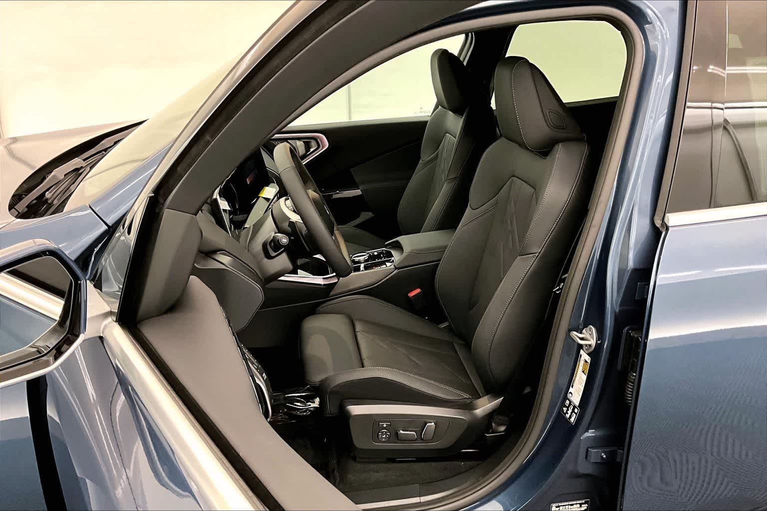 Thumbnail: 2026 BMW X3 - 11