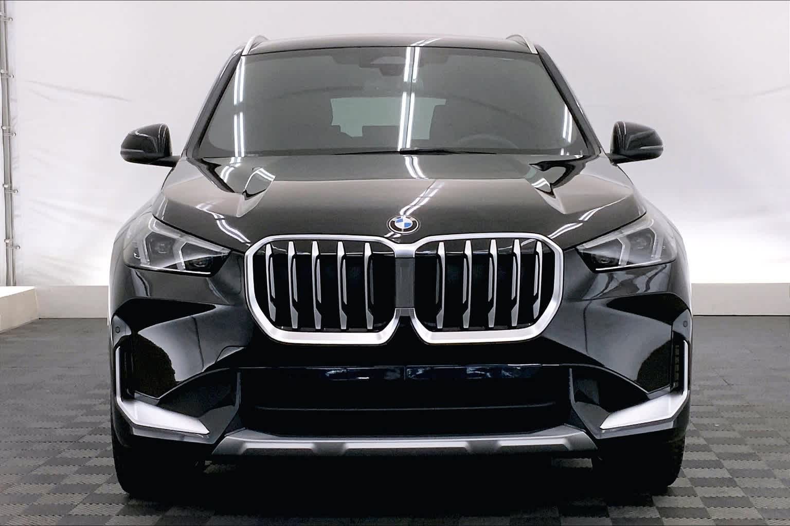 Thumbnail: 2025 BMW X1 - 6