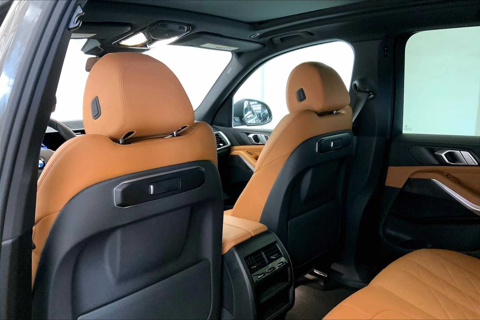 Thumbnail: 2024 BMW X5 - 12