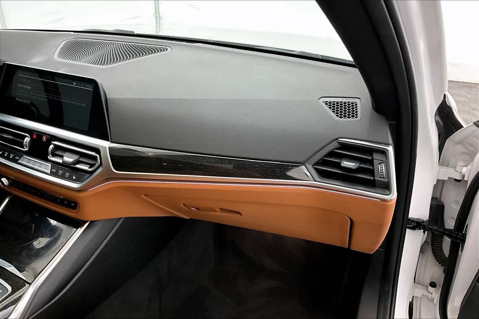 Thumbnail: 2021 BMW 3 Series - 23