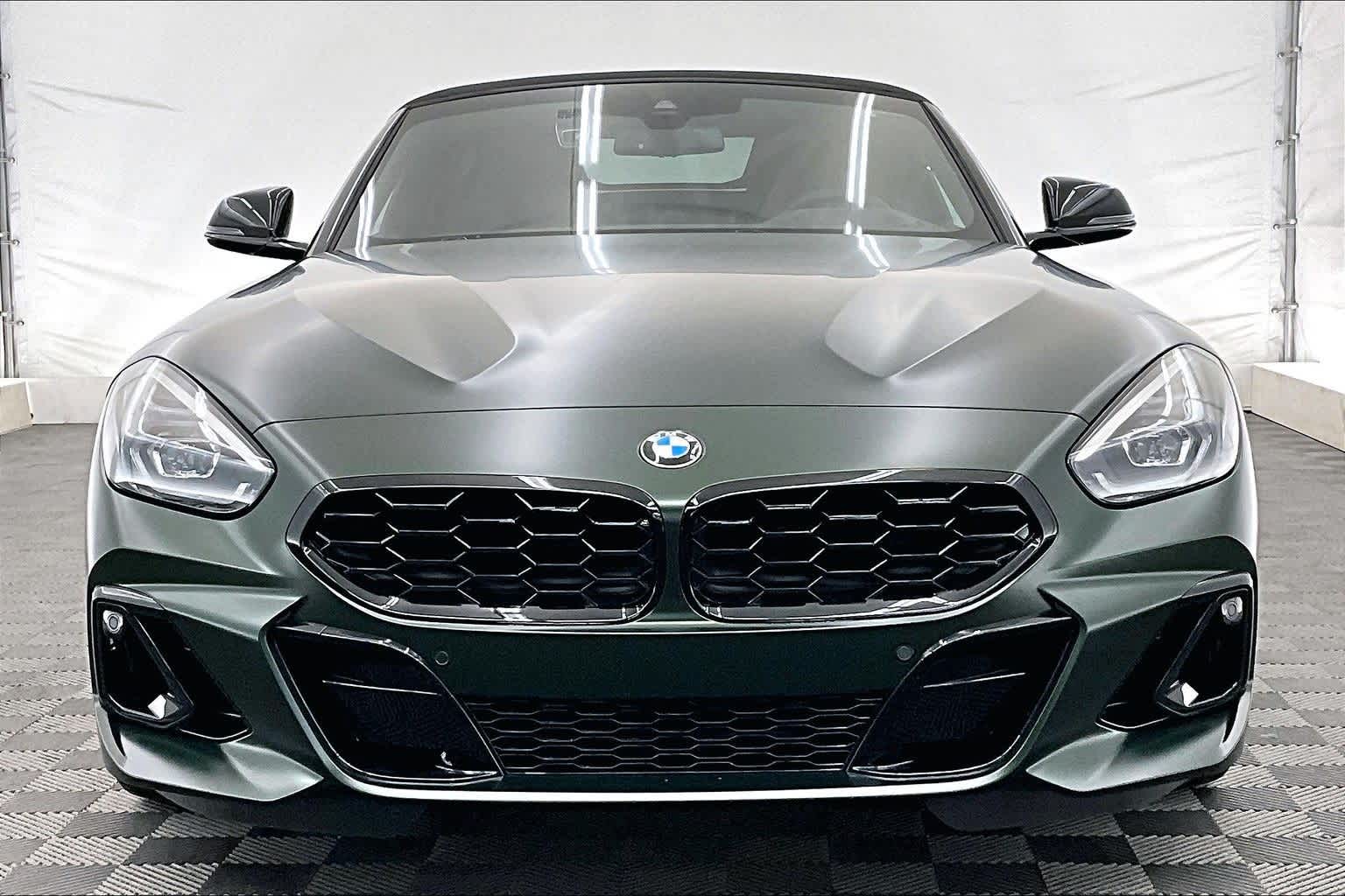 Thumbnail: 2026 BMW Z4 - 6