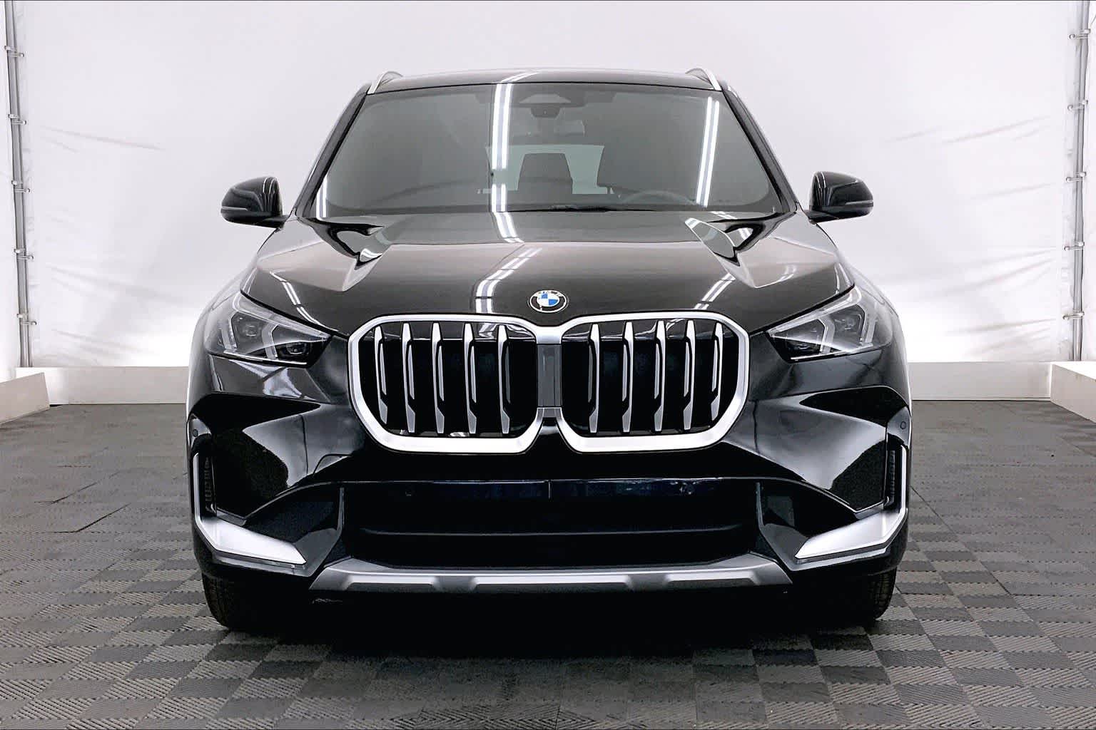 Thumbnail: 2025 BMW X1 - 6