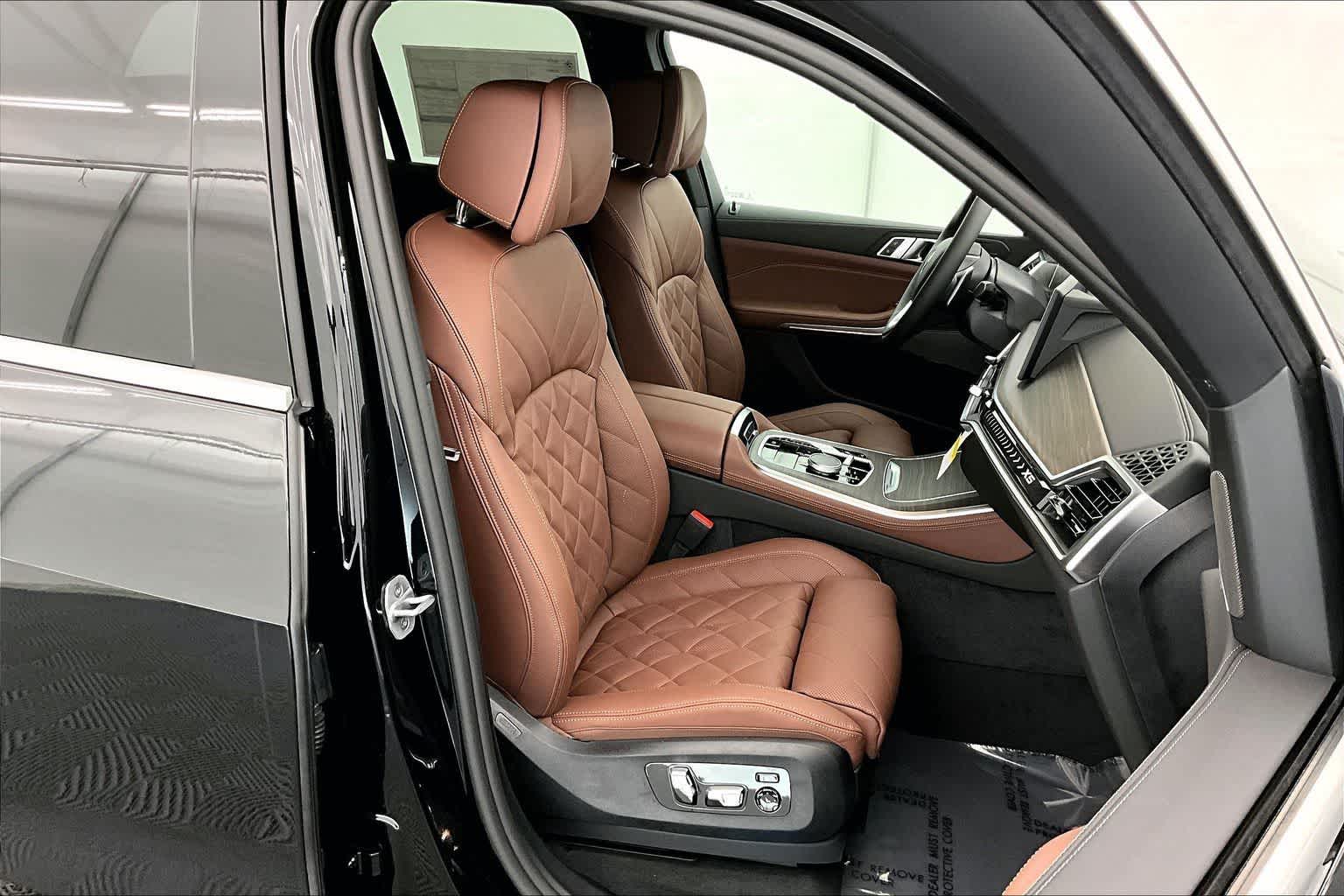 Thumbnail: 2026 BMW X5 - 14