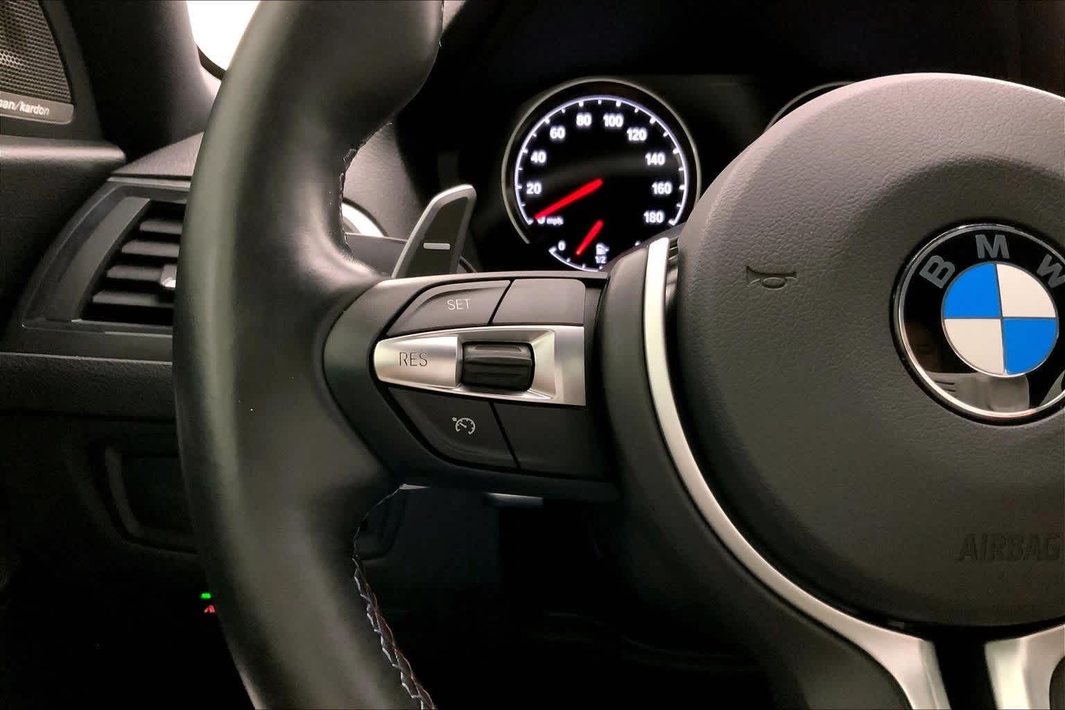 Thumbnail: 2018 BMW M2 - 23