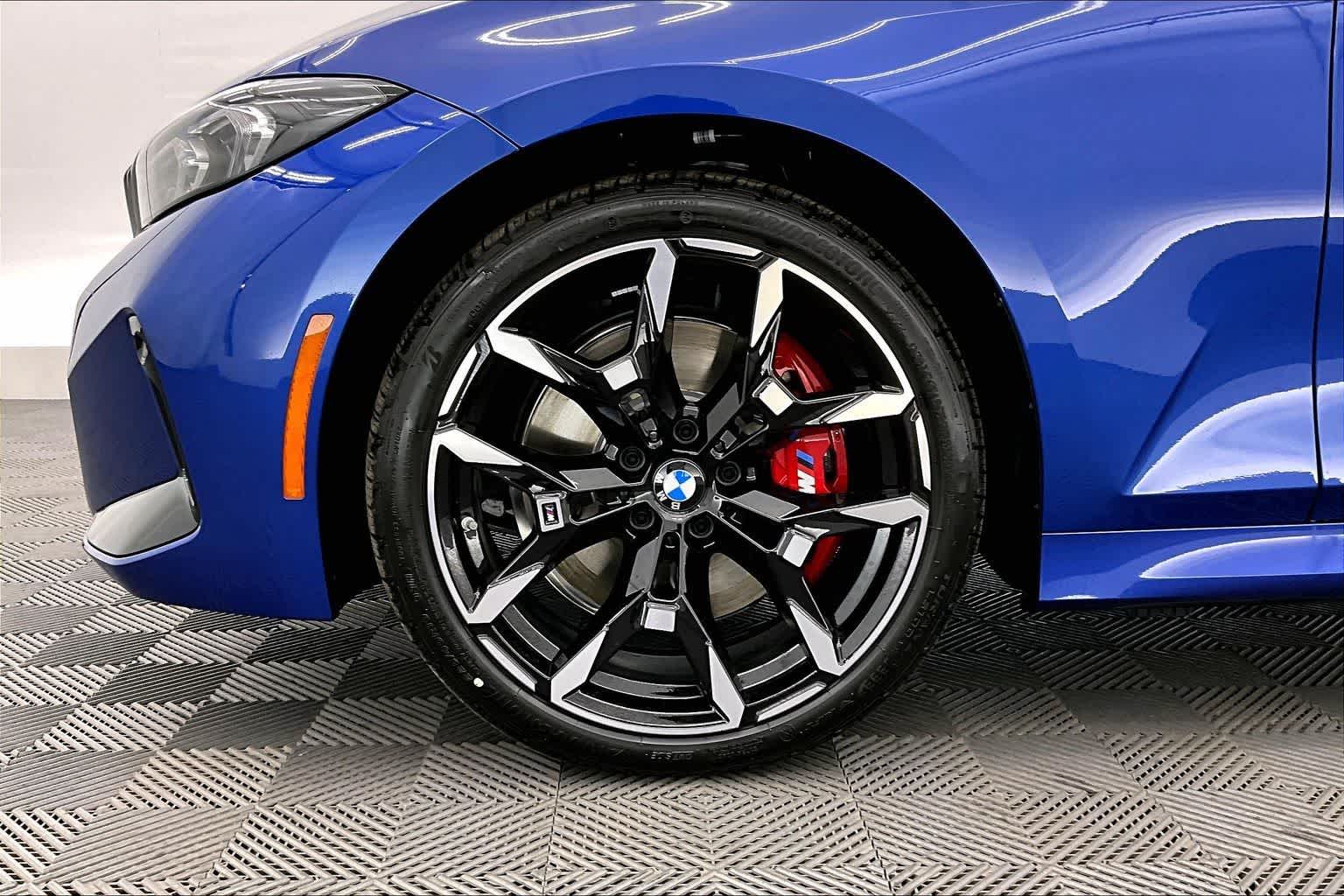 Thumbnail: 2026 BMW 3 Series - 8