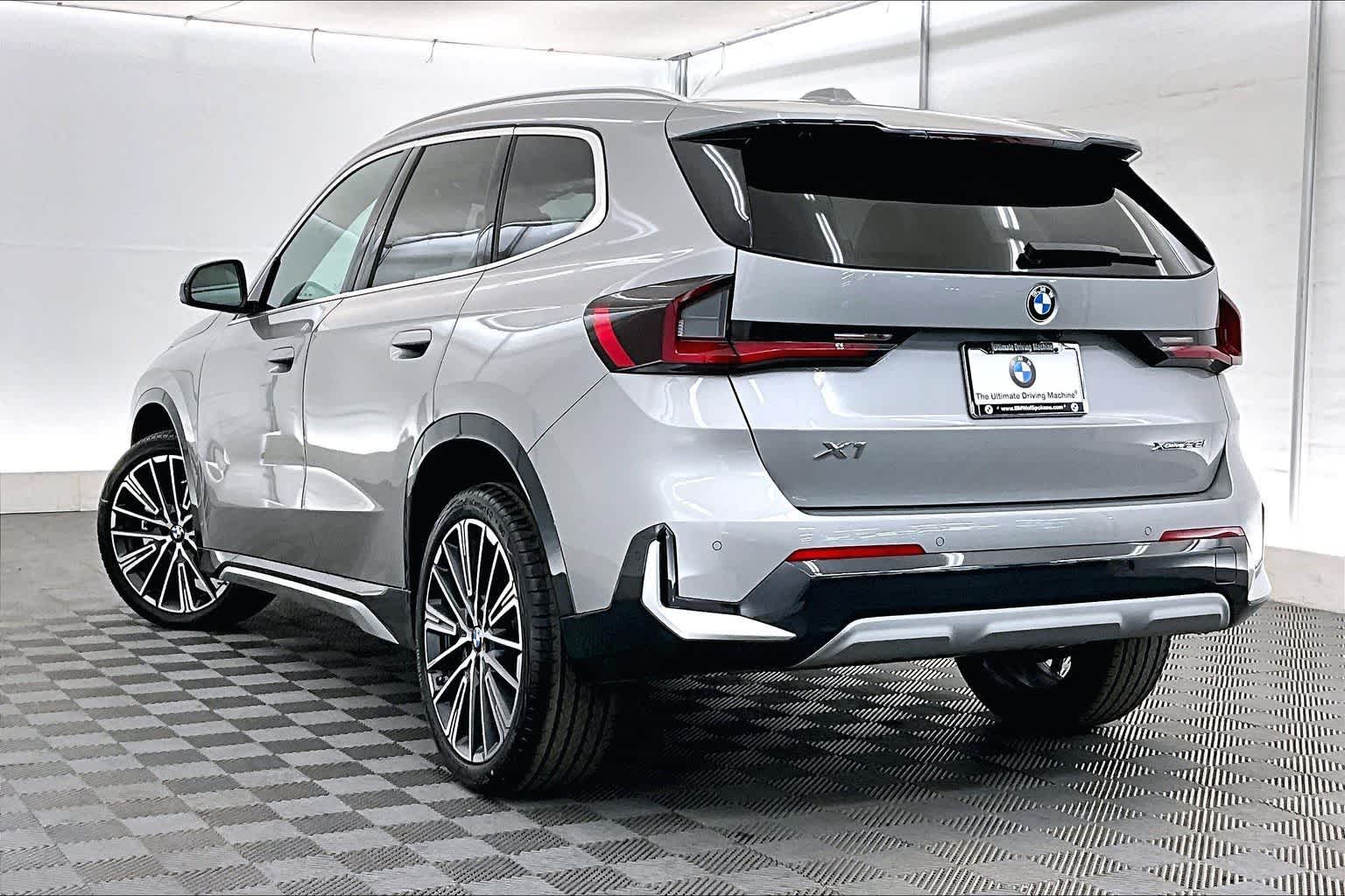 Thumbnail: 2026 BMW X1 - 4