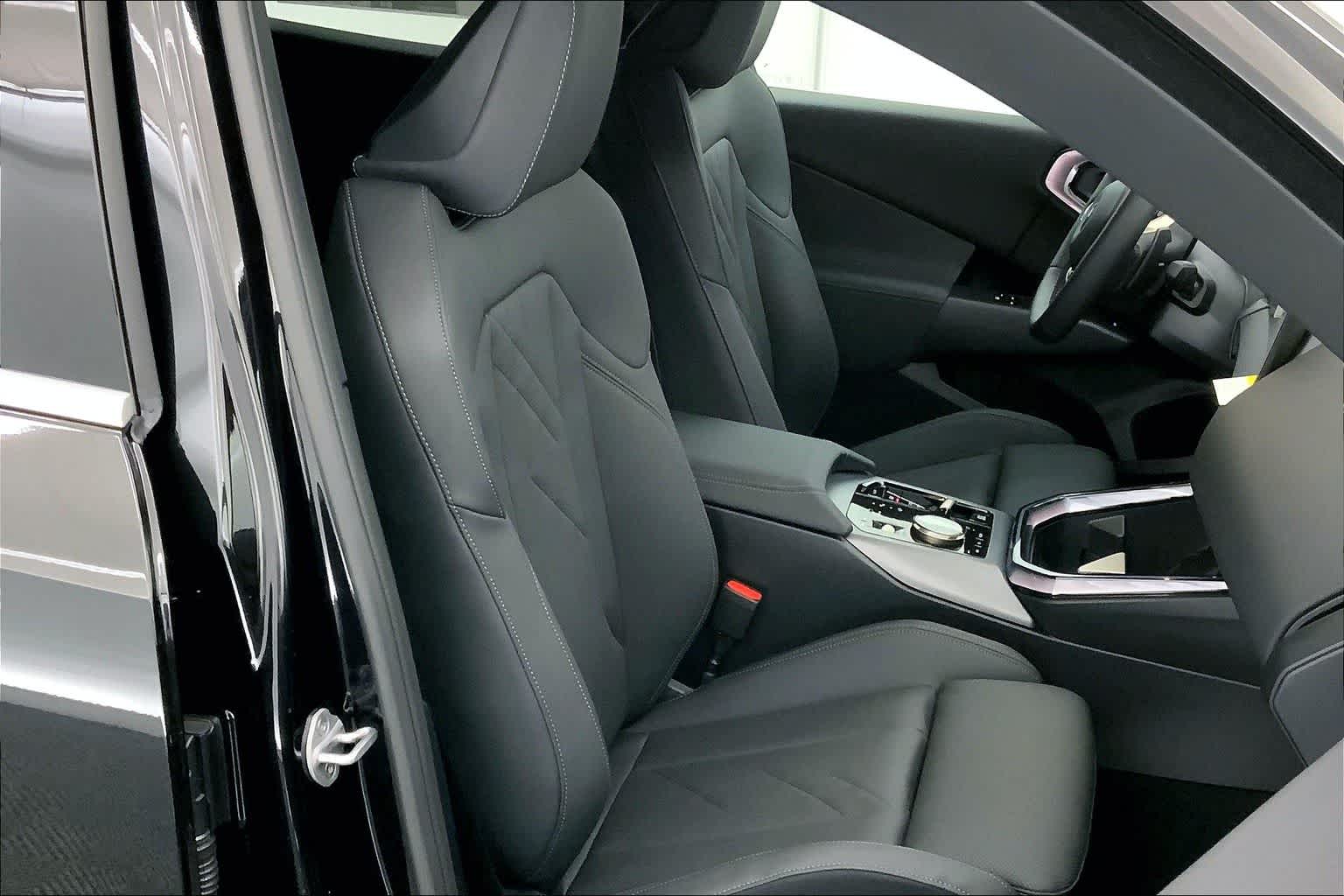 Thumbnail: 2025 BMW X3 - 14